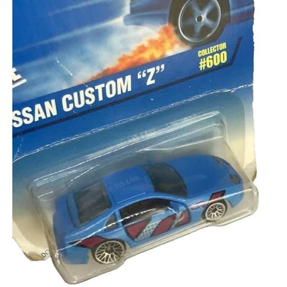 Hot Wheels Mattel Nissan Custom 